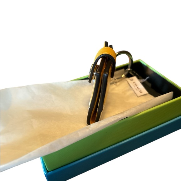 Coach Yellow & White Leather ID Card Holder Keychain Wallet NWT And Box - Picture 4 of 6